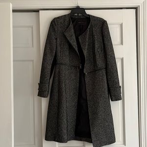 Bcbg grey and black coat size xs